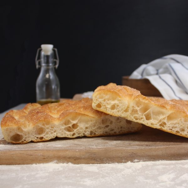 Focaccia semplice al trancio