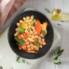 Insalata di ceci con verdure e anacardi