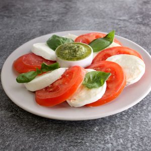 Caprese tradizionale o Veg con salsa al basilico