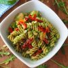 Fusilli di grano saraceno bio con verdure e pesto di piselli
